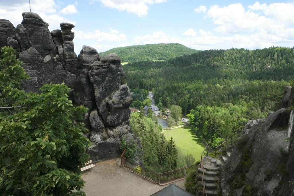 Apartamento Goldberghaus Großschönau Exterior foto