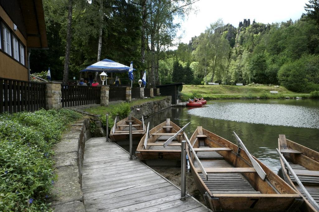 Apartamento Goldberghaus Großschönau Exterior foto